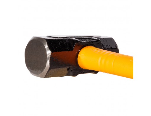 Кувалда з фібергласовим руківʼям 4,5 кг INGCO